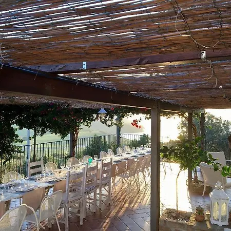 Baia Di Trentova Couette-café 4*