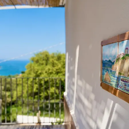 Baia Di Trentova Couette-café