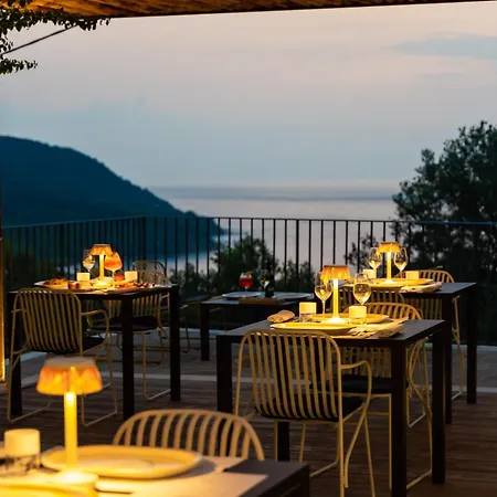 Baia Di Trentova Couette-café 4*