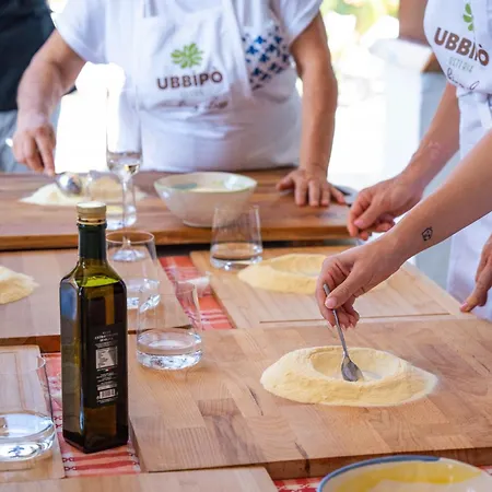 Couette-café Baia Di Trentova 4*