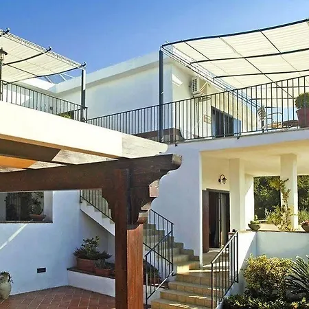 Bed & Breakfast Baia Di Trentova